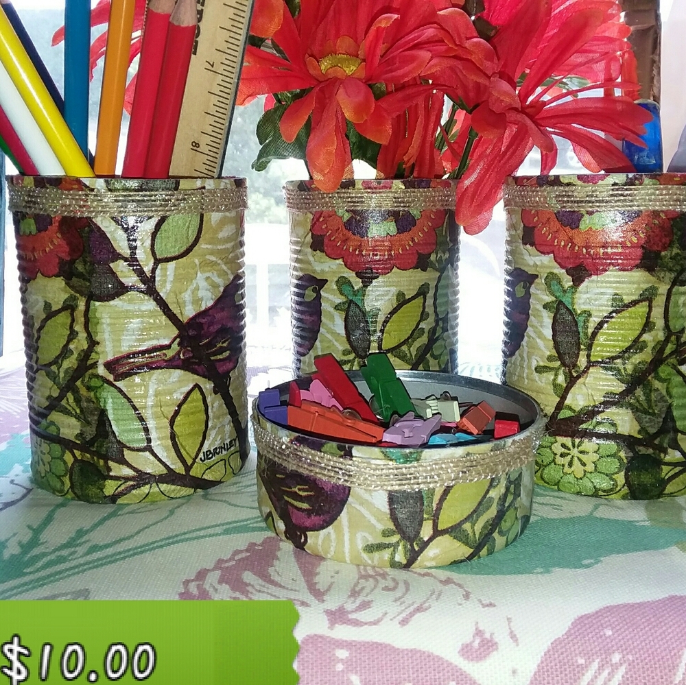 4 Pc Desk Set with Unique Design